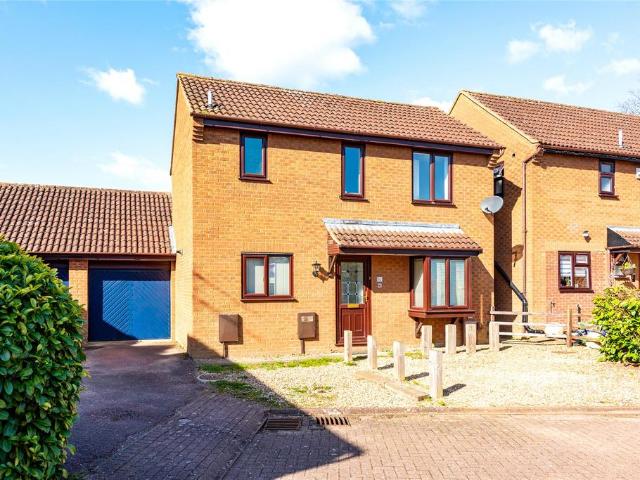House for sale in Fenny Stratford, Milton Keynes