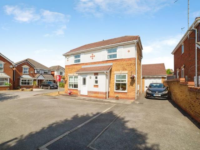 House for sale in Elmton, East Midlands