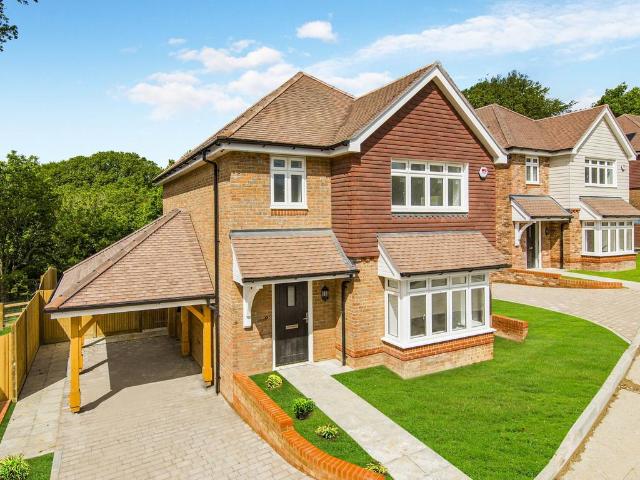 House for sale in Cross In Hand, East Sussex