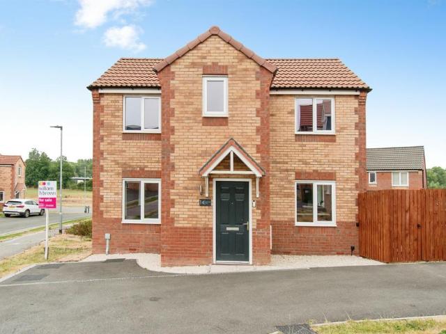 House for sale in Ferrybridge, West Yorkshire