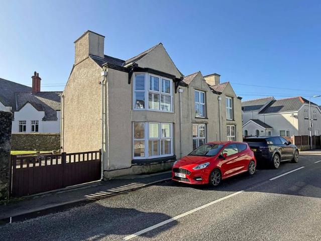 House for sale in Amlwch, Wales