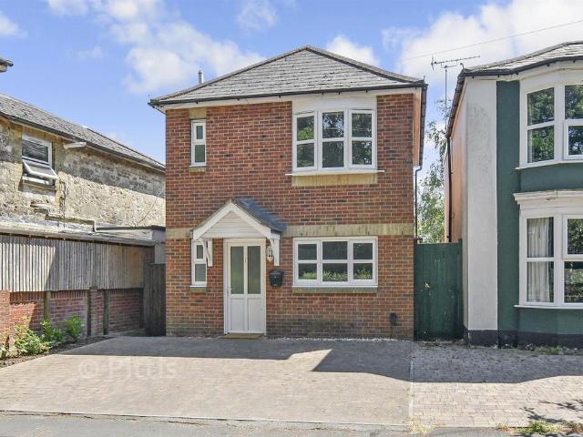 House for sale in Binstead, Ryde