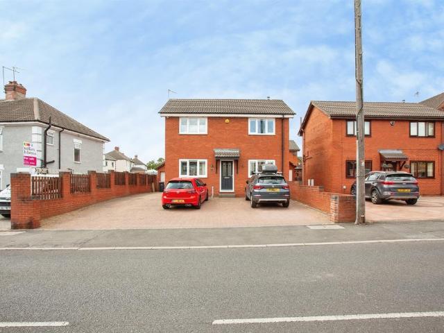 House for sale in Rawmarsh, South Yorkshire