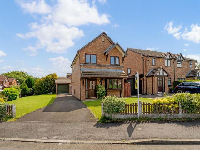 House for sale in Westleigh, Wigan