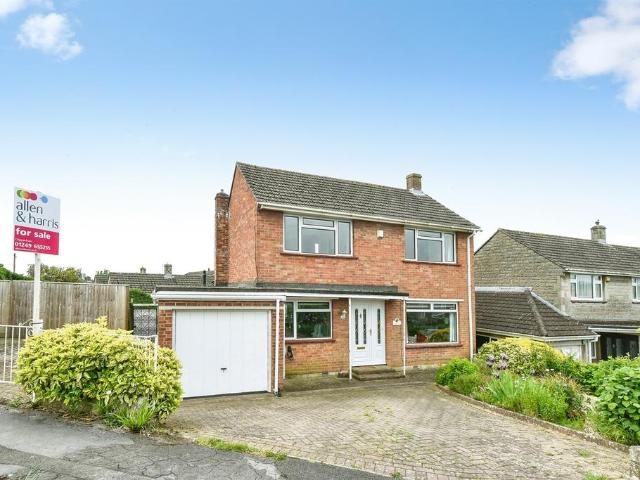 House for sale in Chippenham, Wiltshire