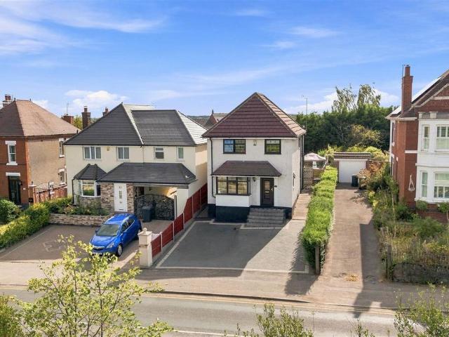 House for sale in Camp Hill