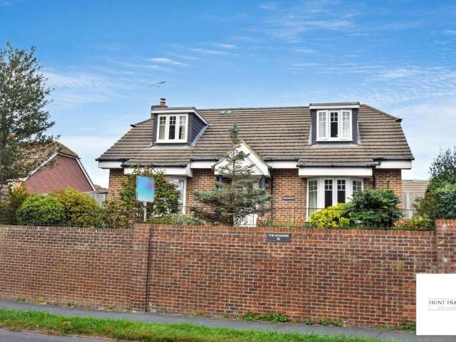 House for sale in Friday Street, Eastbourne