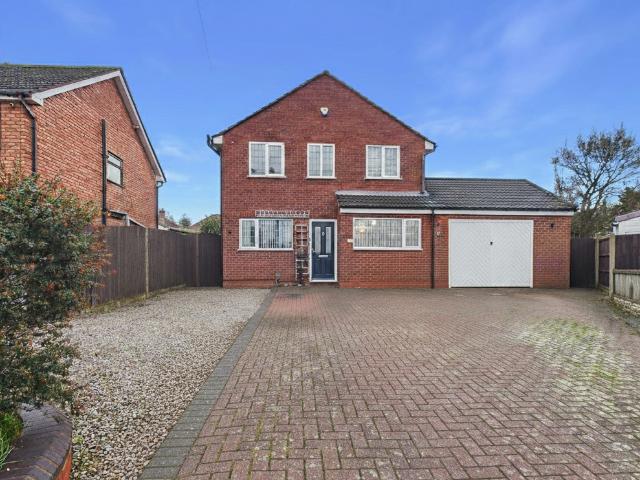 House for sale in Leyfields, Kettlebrook