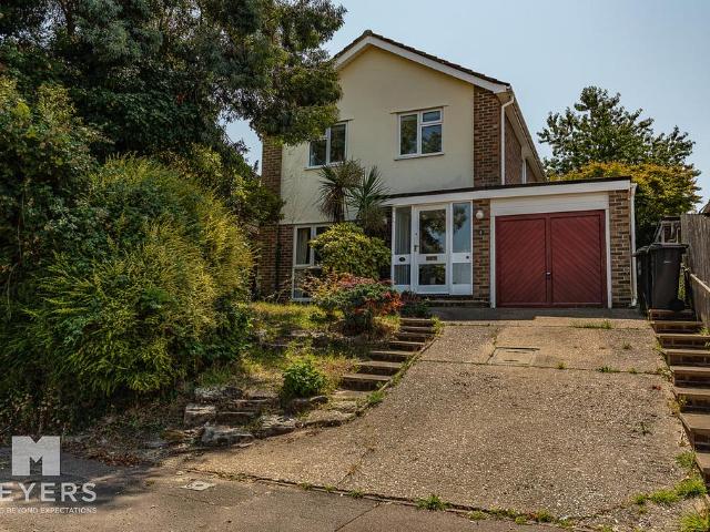 House for sale in Kinson, Bournemouth