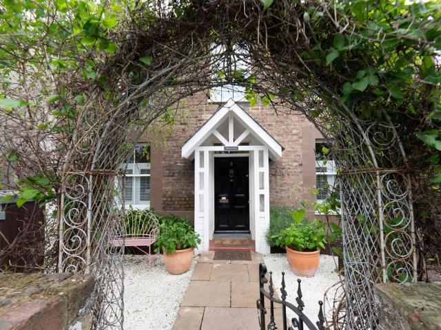 House for sale in Blackhills, Isle Of Man