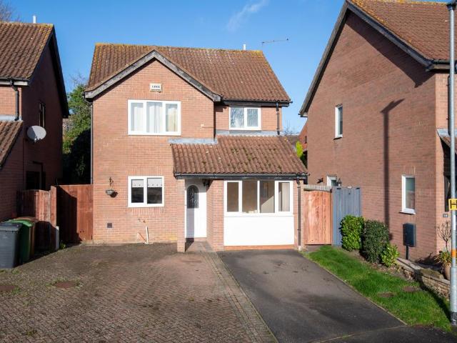 House for sale in Glenvale Park, Wellingborough