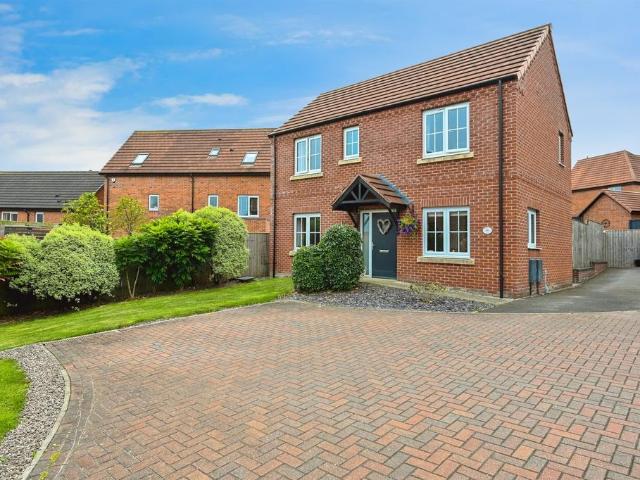 House for sale in Kedleston, East Midlands