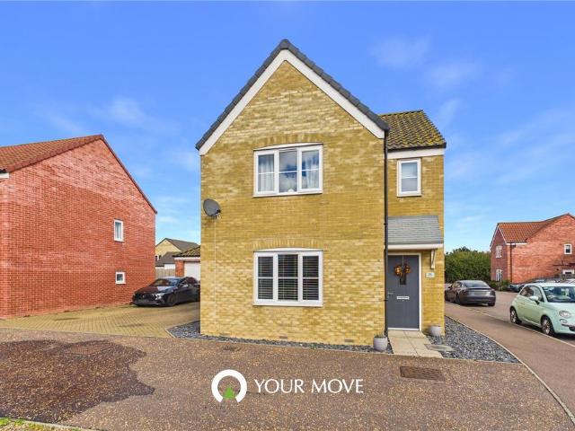 House for sale in Bradwell, Great Yarmouth