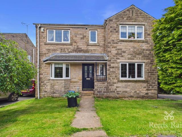 House for sale in Chiserley, West Yorkshire