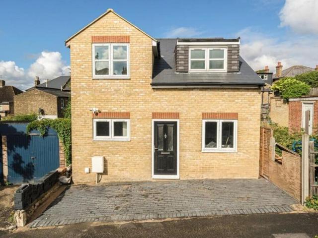 House for sale in London Borough of Lewisham, Greater London