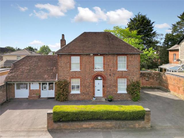 House for sale in Earley, Reading