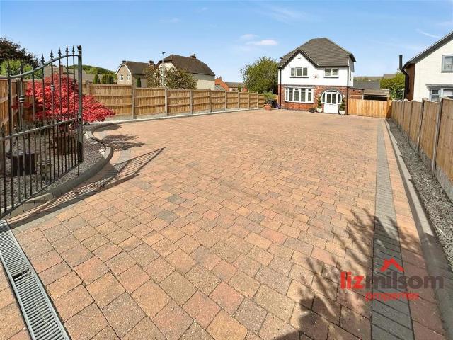 House for sale in Egginton, East Midlands