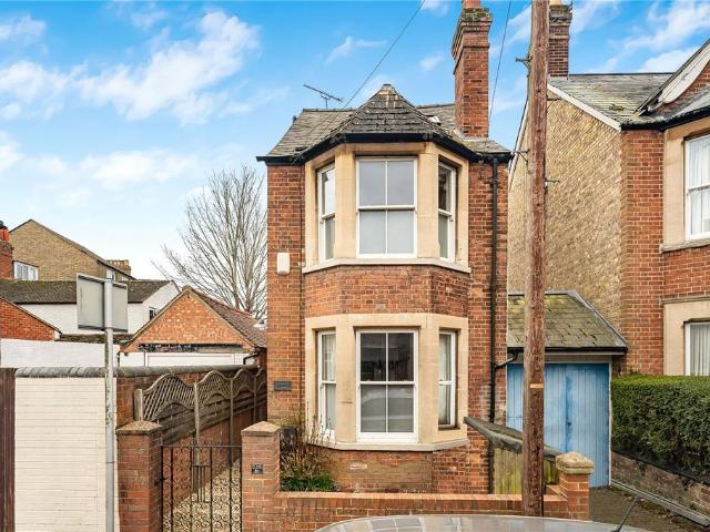 House for sale in The Slade, Oxfordshire