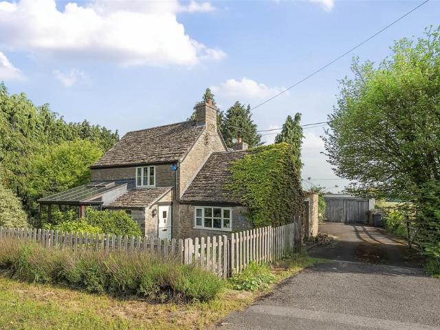 House for sale in Stanton St Quintin, Wiltshire