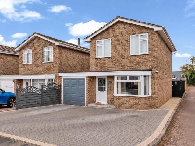 House for sale in Syston, Elmfield