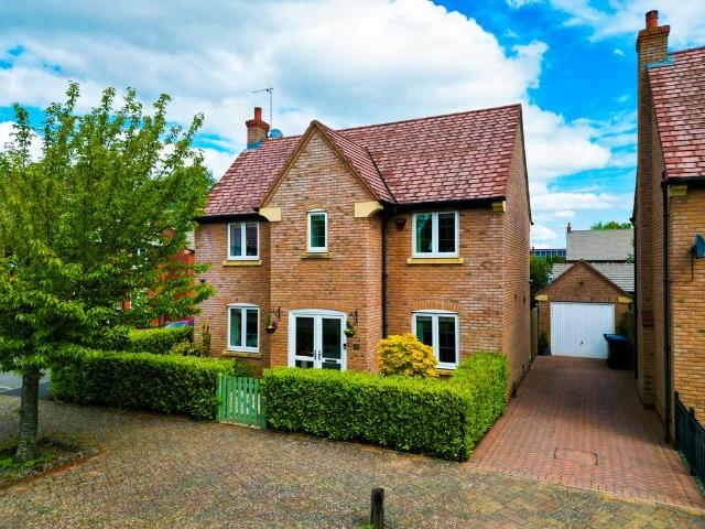 House for sale in New Bilton, Warwickshire