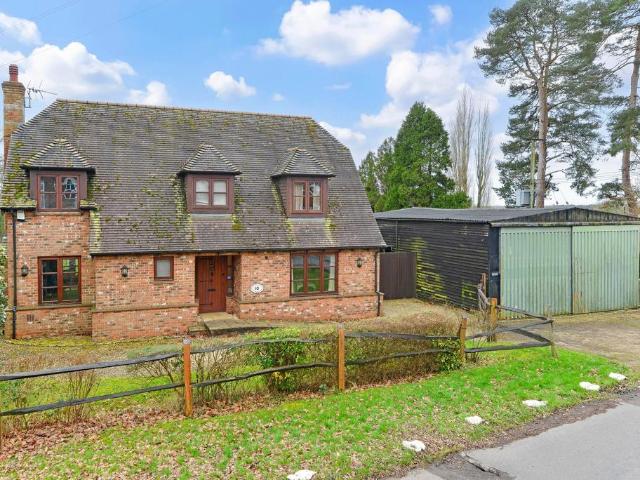 House for sale in Ewhurst Green, Waverley