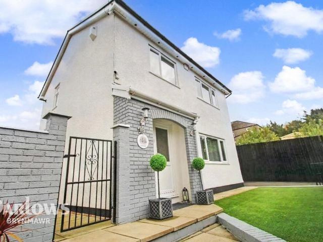 House for sale in Beaufort, Wales
