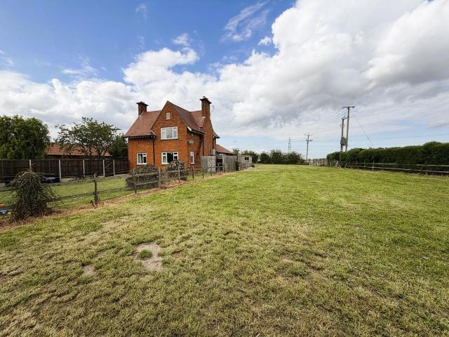 House for sale in Gosberton Clough, Lincolnshire