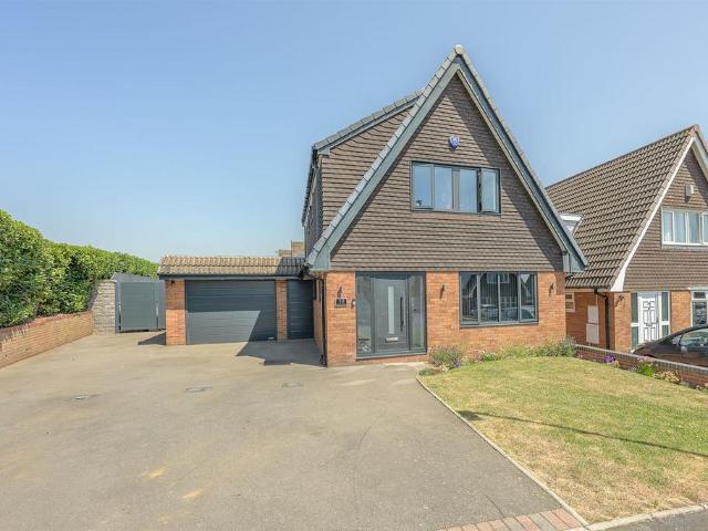 House for sale in Wall Heath, West Midlands