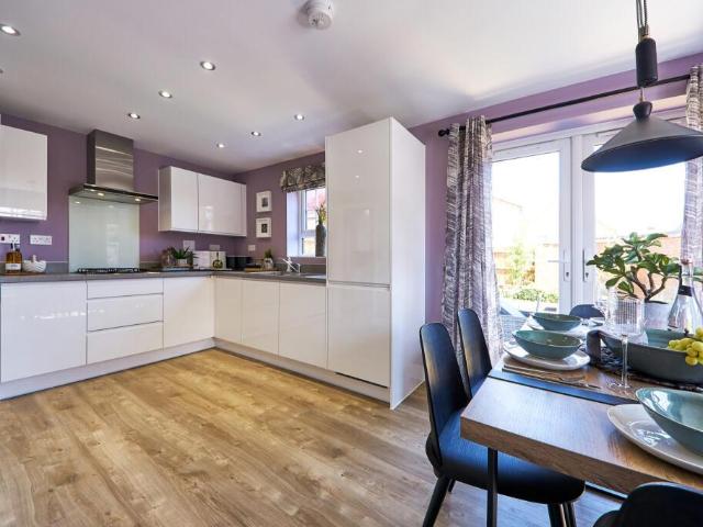 House for sale in Priors Hall Park, Weldon