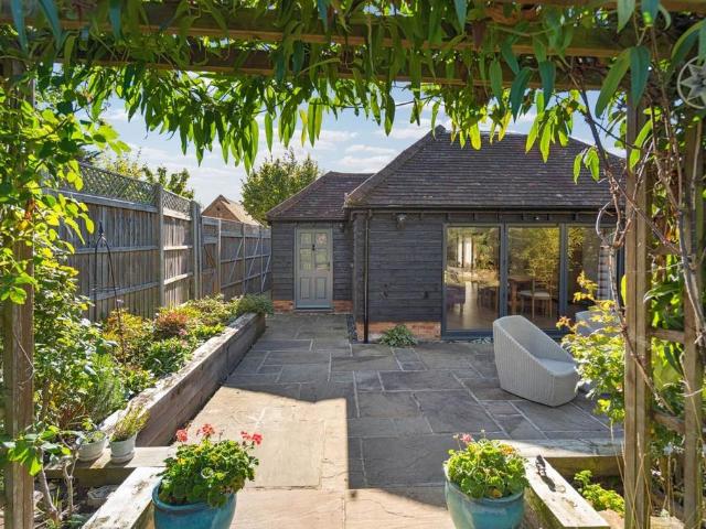 House for sale in Bierton, Buckinghamshire