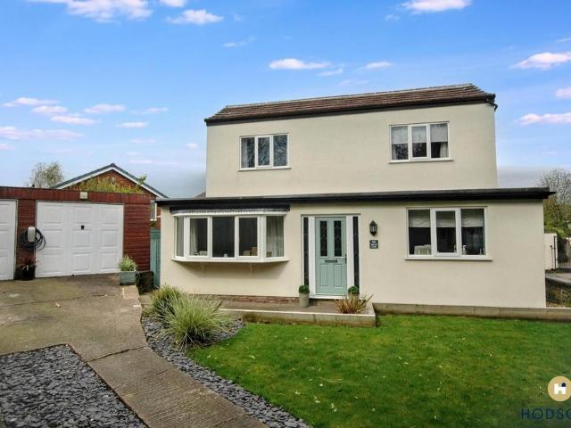 House for sale in Wrenthorpe, West Yorkshire