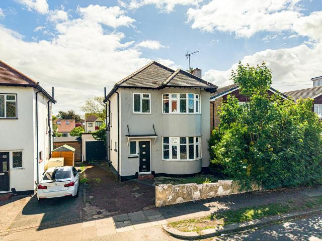 House for sale in Alton Barnes, Essex