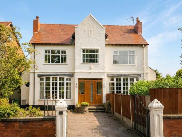 House for sale in Meols Cop, Southport