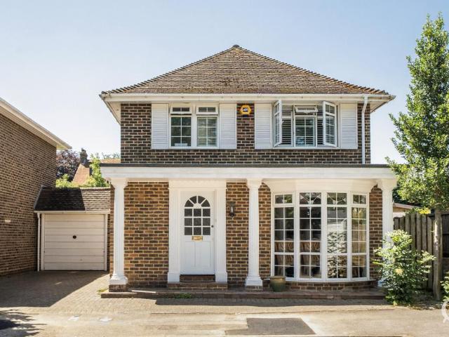 House for sale in Eden Village, Oad Street