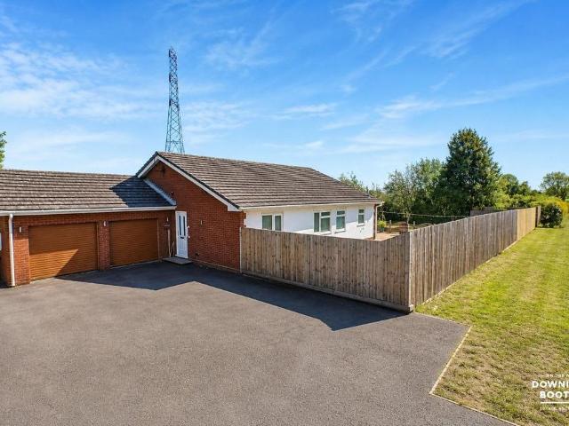 House for sale in Longdon, Boley Park