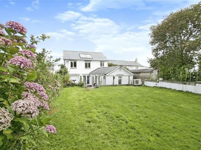 House for sale in Mount Hawke, Cornwall