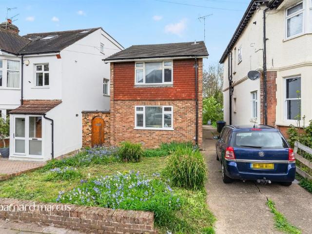 House for sale in New Malden, Greater London