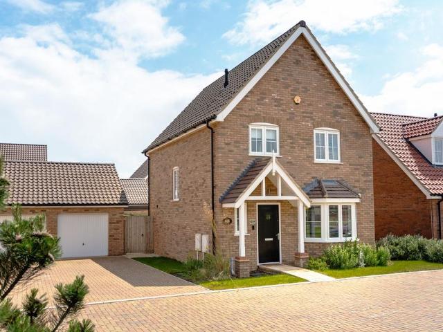 House for sale in Hunstanton, Brookville