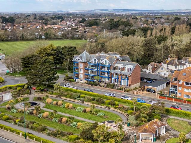House for sale in Clapham, West Sussex