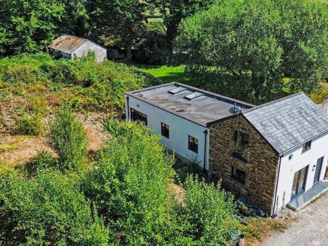 House for sale in Lee Mill, Strode