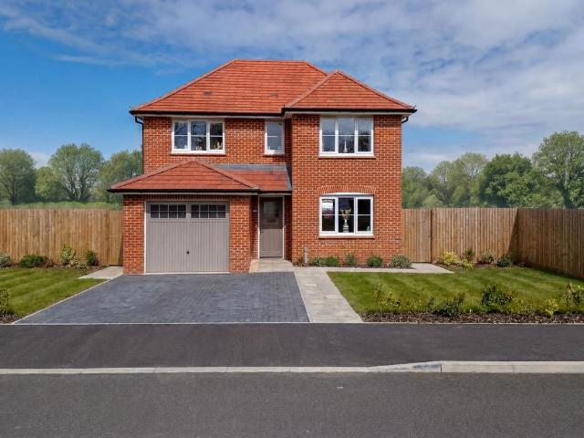 House for sale in Chipping Hill, Essex