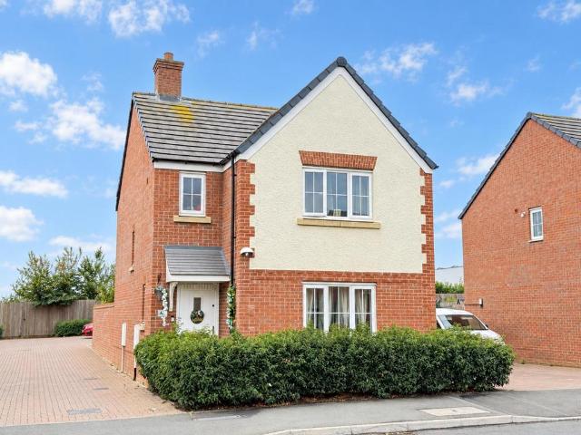 House for sale in Boughton Green, Boughton