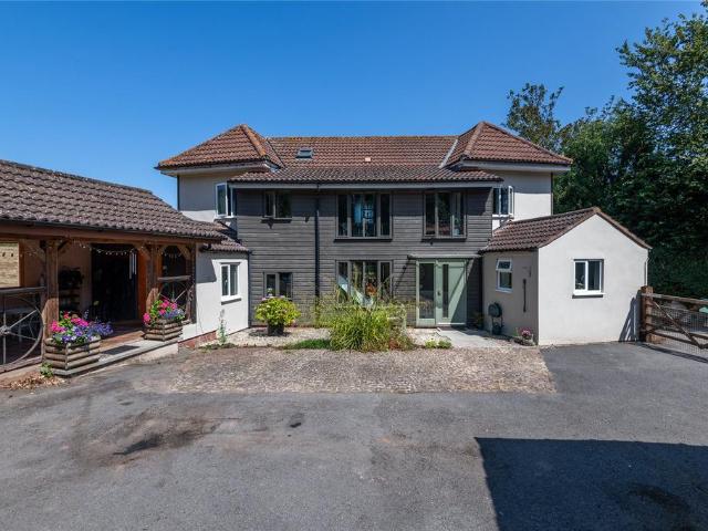 House for sale in Somerset