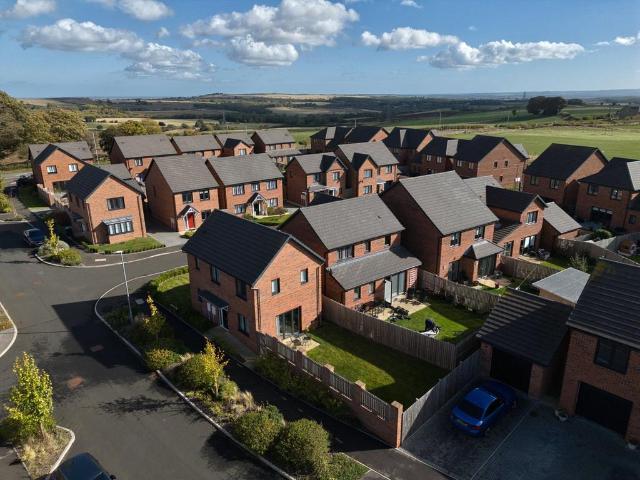 House for sale in Fairview Way, Burnopfield