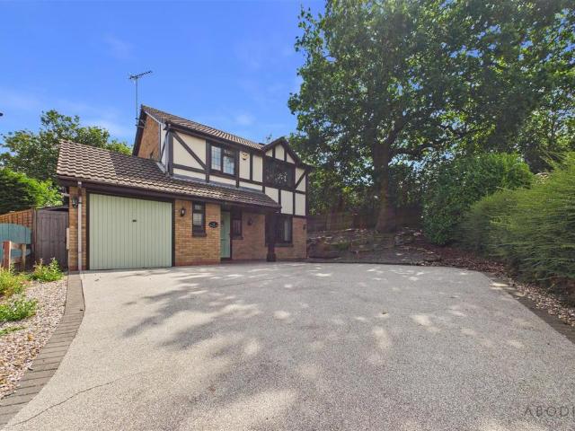 House for sale in Egginton, East Midlands