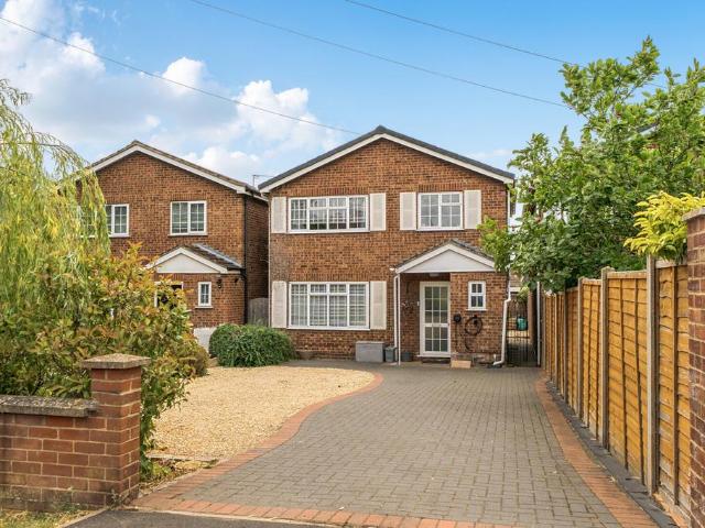 House for sale in Evershot, Oxfordshire