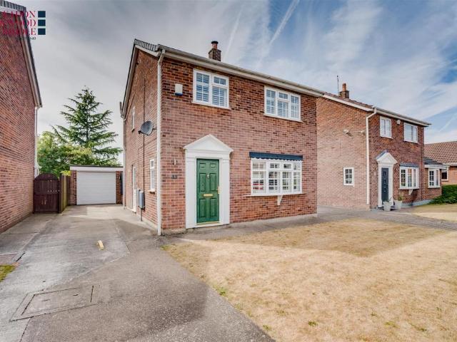 House for sale in Bramley, South Yorkshire
