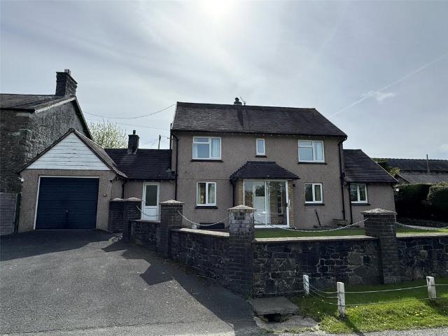 House for sale in Tafolwern, Wales