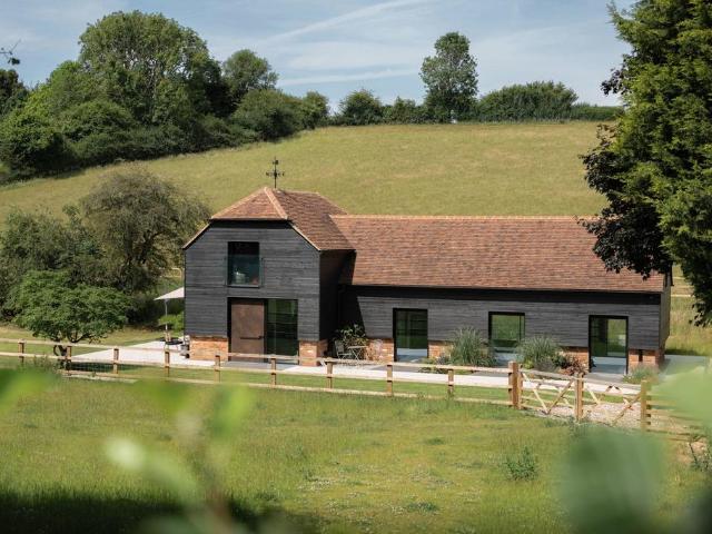 House for sale in Cholesbury-cum-St Leonards, Bellingdon